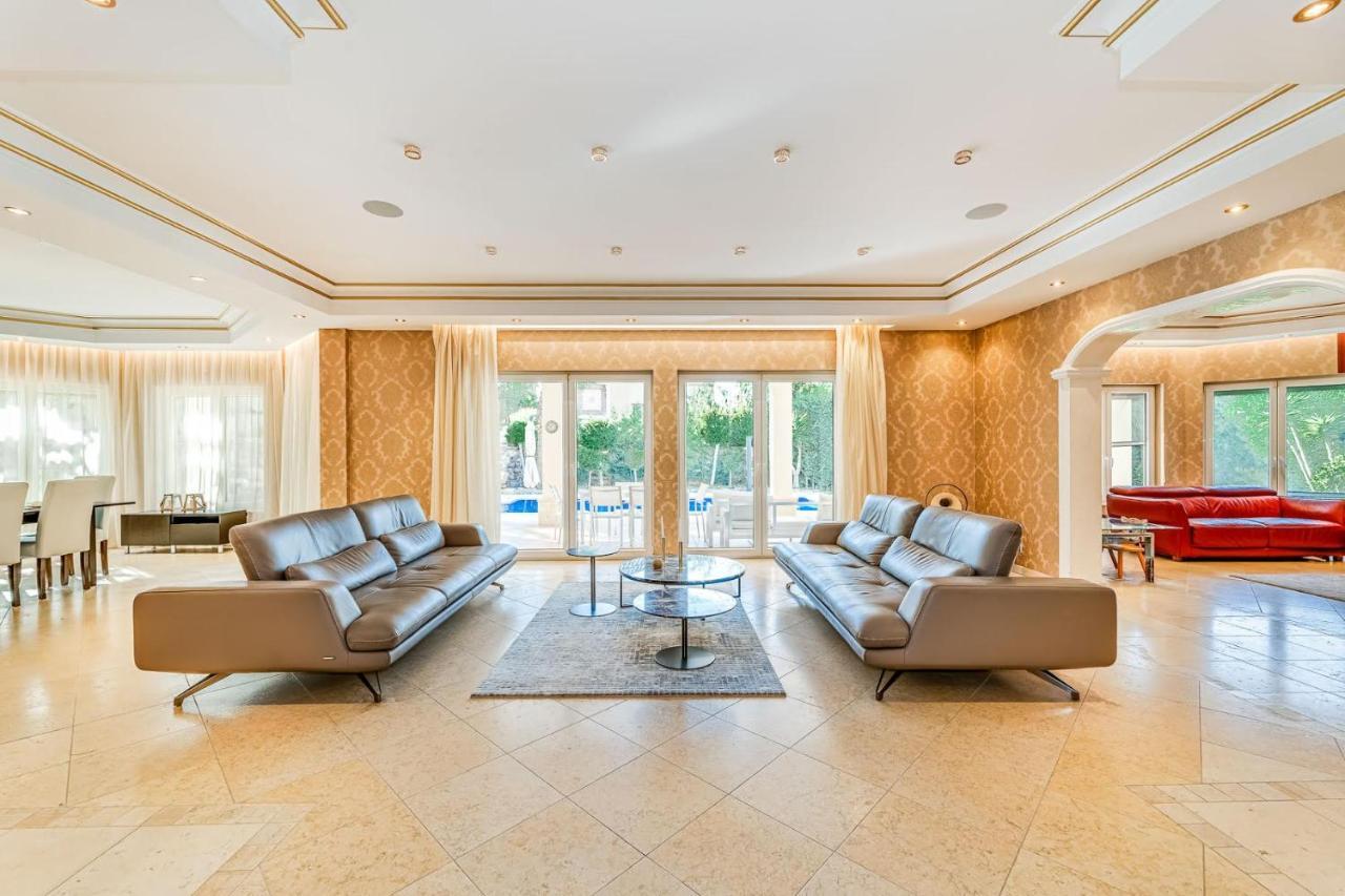 Villa Svim, Walking Distance To The Beach! Marbella Bagian luar foto