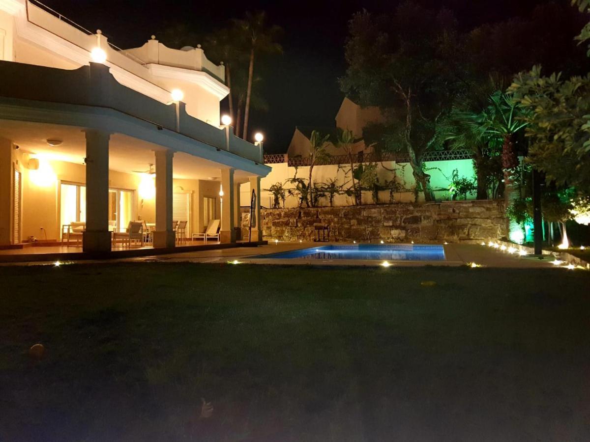 Villa Svim, Walking Distance To The Beach! Marbella Bagian luar foto