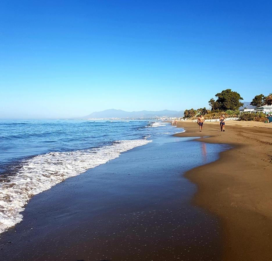 Villa Svim, Walking Distance To The Beach! Marbella Bagian luar foto